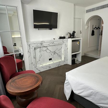 Elizabeth Hotel Банкок Екстериор снимка