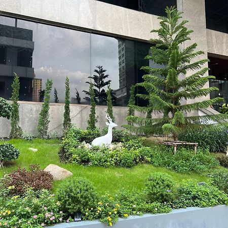 Elizabeth Hotel Банкок Екстериор снимка