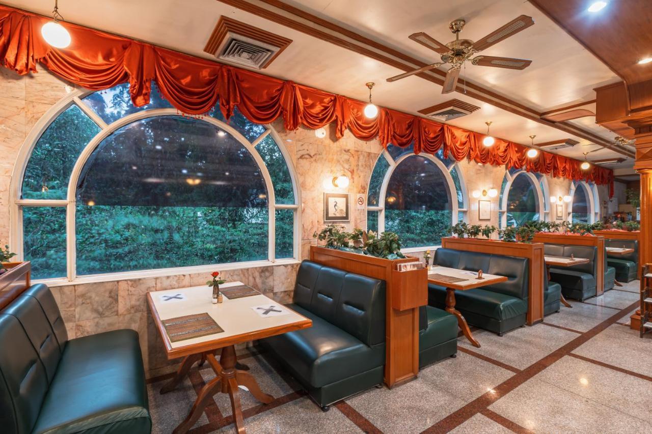Elizabeth Hotel Банкок Екстериор снимка