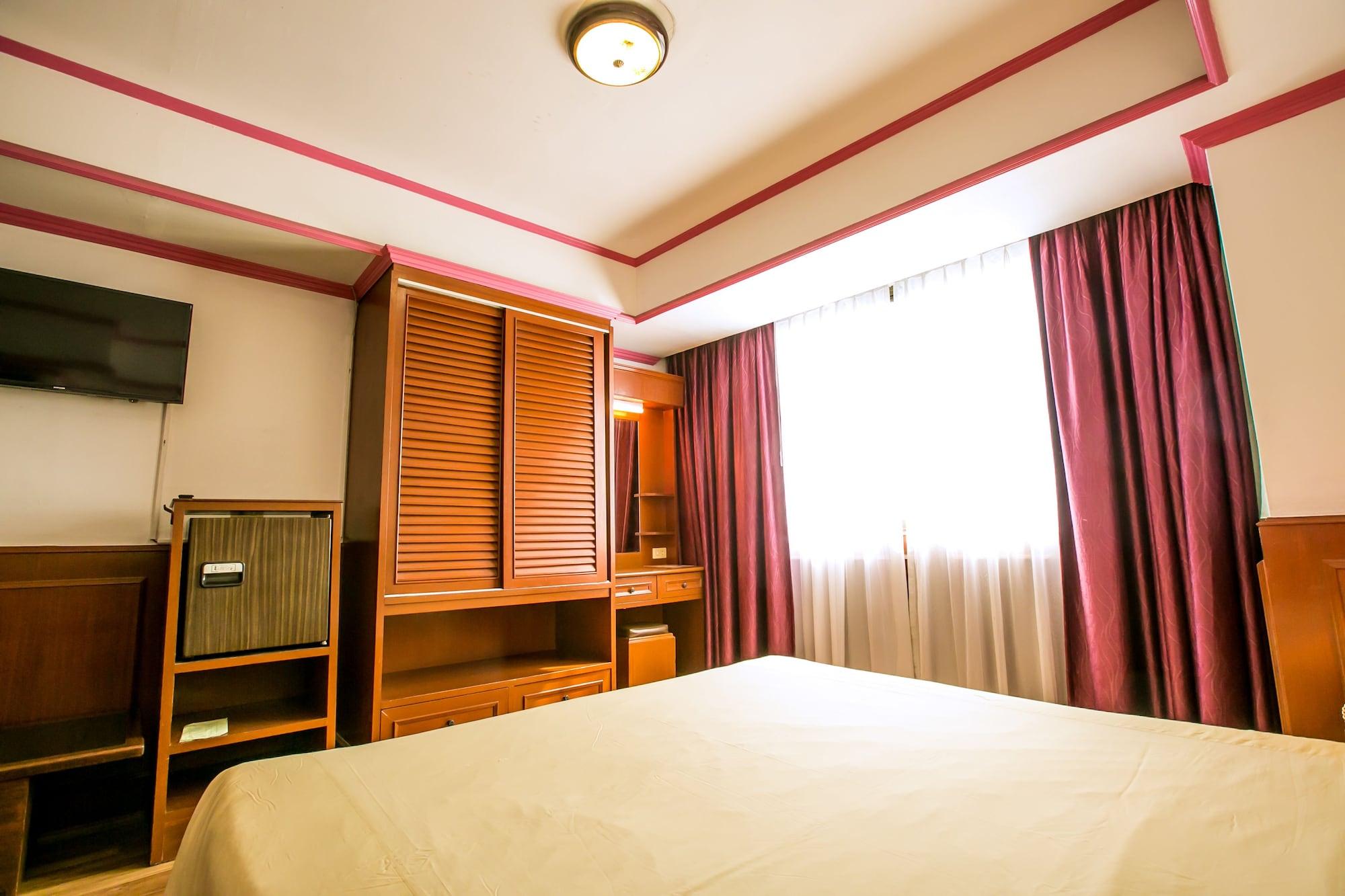 Elizabeth Hotel Банкок Екстериор снимка
