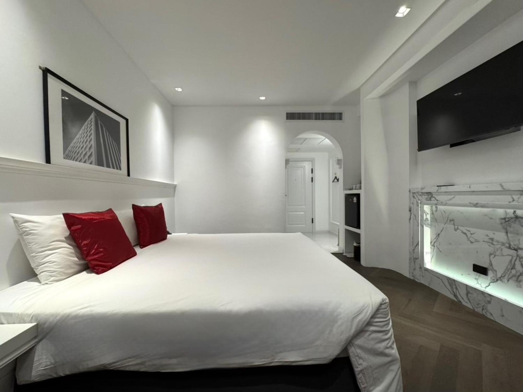 Elizabeth Hotel Банкок Екстериор снимка