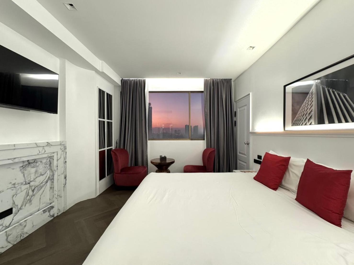 Elizabeth Hotel Банкок Екстериор снимка